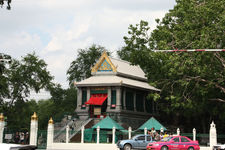 桑菩凯寺San Phra Karn