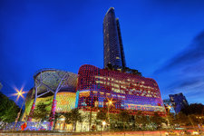 ION Orchard 购物中心ION Orchard