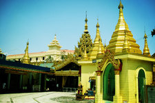 苏雷塔Sule Pagoda