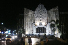 爆炸纪念碑The Bali bombing memorial