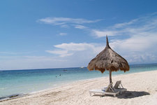 Bohol Beach Club薄荷岛海滩俱乐部(简称BBC)，它是薄荷岛拥有最漂亮私人海滩的度假酒店。菲律宾旅游局在自己网站上把BBC列为薄荷岛最值得居住的酒店之一。