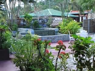 Bahay Isla Lodge