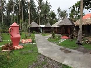 Myrnas Bamboo Cottages
