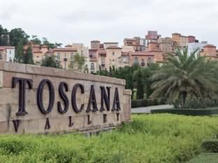 Town Square Suite by Toscana Valley