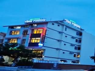 Tung Phuong Beach Hotel