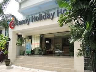 Sunny Holiday Hotel
