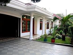 Indonesian Homestay Pasteur