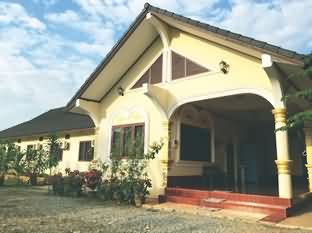 Aekham Guesthouse