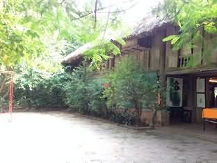 Dao Anh Khanh Studio Homestay