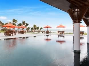 Cam Ranh Riviera Beach Resort and Sp