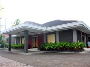 New Surya Hotel