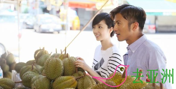 《十二道锋味》遍访过的新加坡美食，跟着谢霆锋寻找新加坡美食
