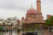 布特拉清真寺Masjid Putra