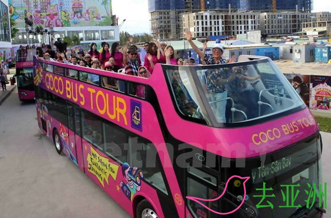 岘港市双层旅游观光巴士路线开通，营业时间7