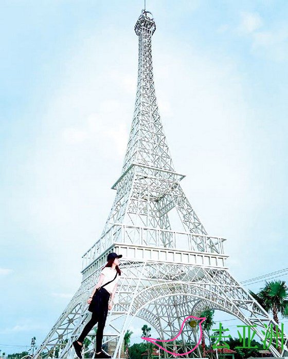 奇观公园的巴黎埃菲尔铁塔缩影