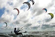 风筝冲浪Kitesurfing