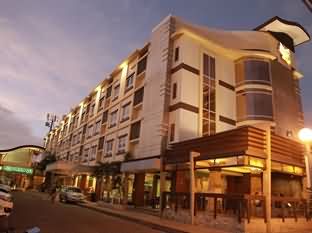 Mo2 Westown Hotel and Resort