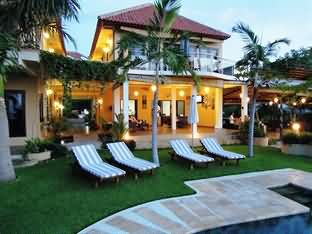 巴厘海豚海滨别墅酒店
