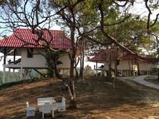 Lamai Koh Phayam Resort